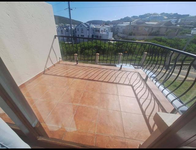 3 BEDROOM HOUSE FOR SALE IN ISLAND VIEW